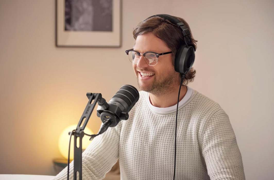 RODE® | PodMic USB – Dynamisches USB/XLR-Mikrofon für Streaming & Podcasts
